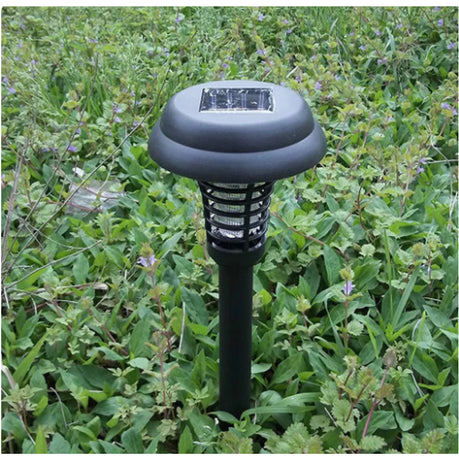 Baštenska solarna lampa protiv komaraca i insekata